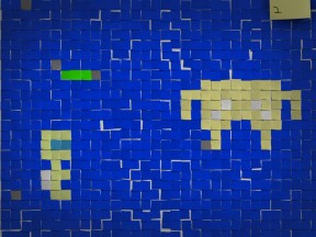 Die Gegner werden bei Post IT Shooter per Zufall generiert.